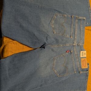 Levi's Women's Light Blue 315 Shaping Boot cut Jeans